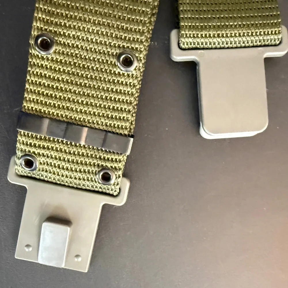 Vintage 1988 US Military LC-2 ALICE Pistol Belt Medium OD Green